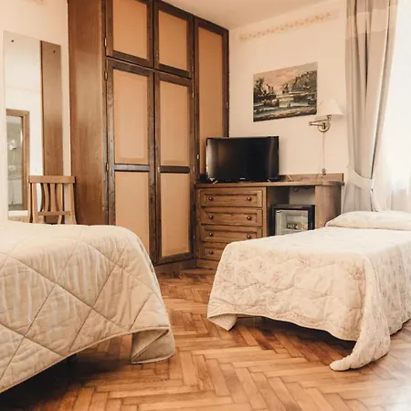 Отель Il Plistia 3*
