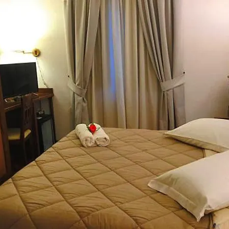 Hotell Il Plistia 3*