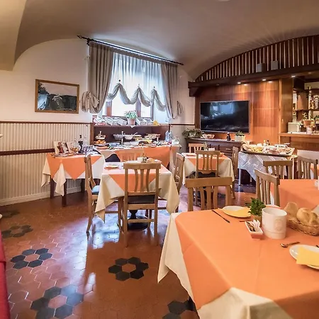 Hotel Il Plistia 3*